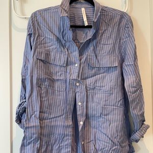 TNA button up - size S. NWOT